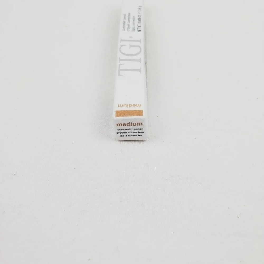 LAST ONE ❤️ TIGI concealer pencil shade medium